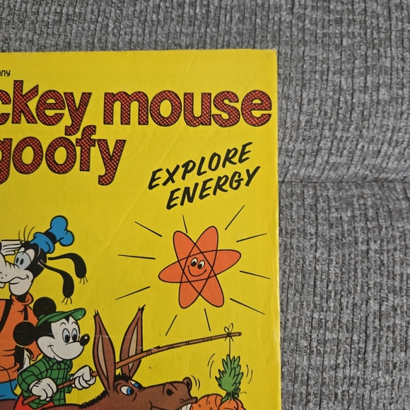 Mickey Mouse and Goofy Explore Energy Comics 1976 Vintage Book - Picture 7 of 8